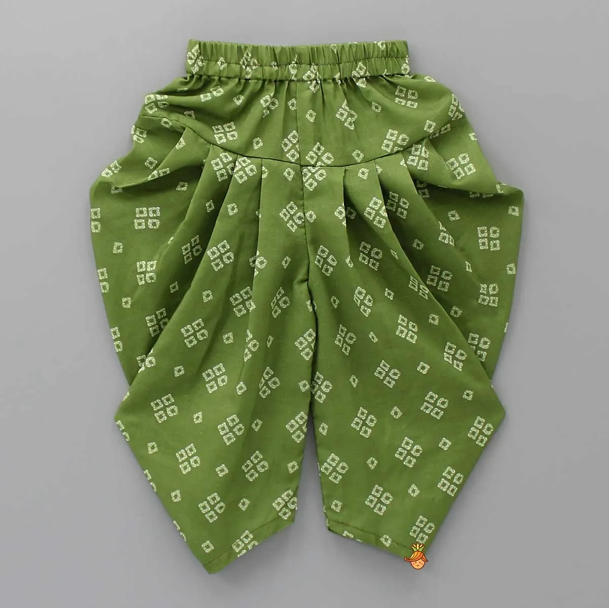 Bandhani Printed Green Top With Half Cape And Dhoti