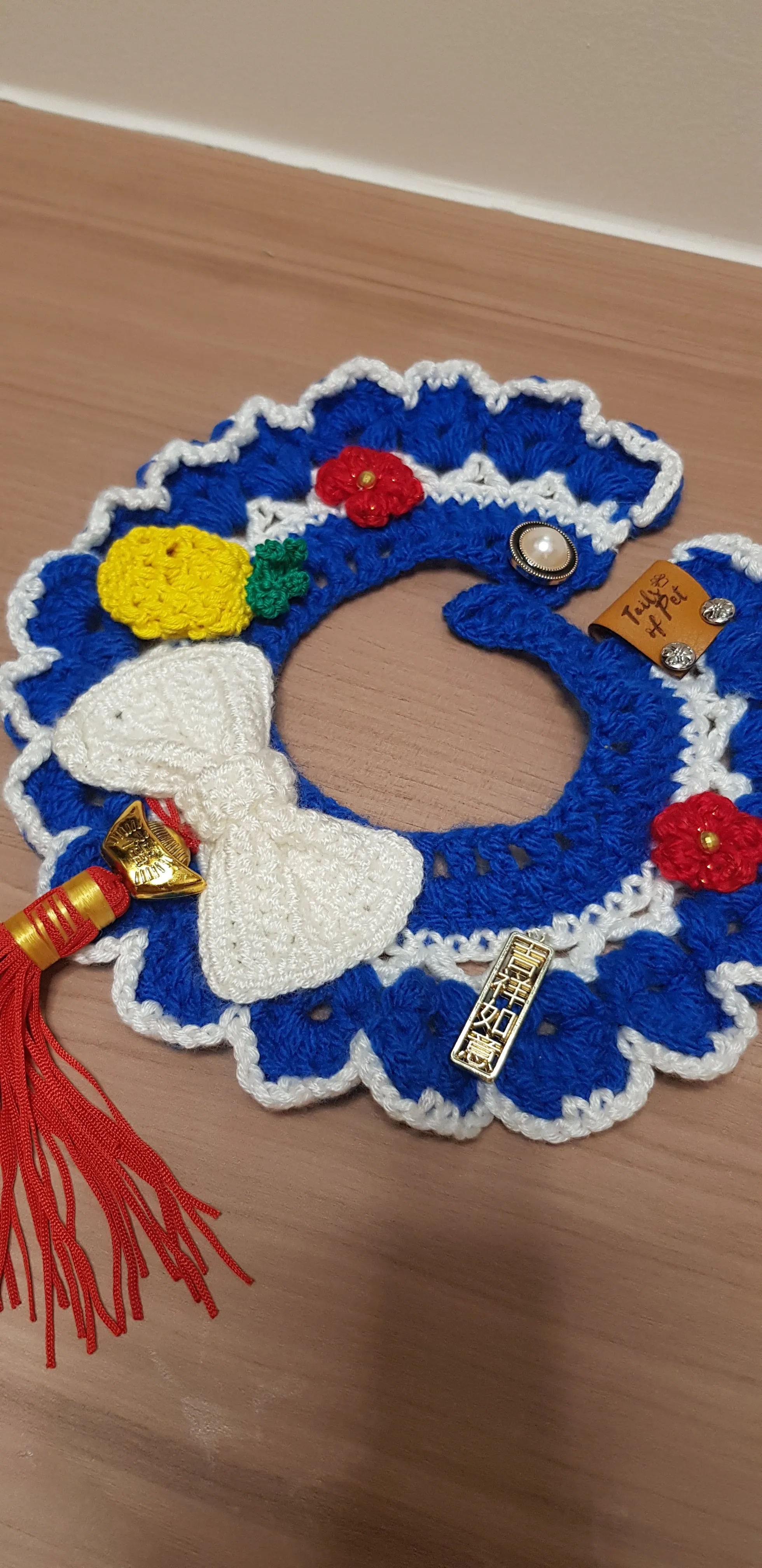 CNY cape: 吉祥如意  (Ready Stock 27- 33cm)