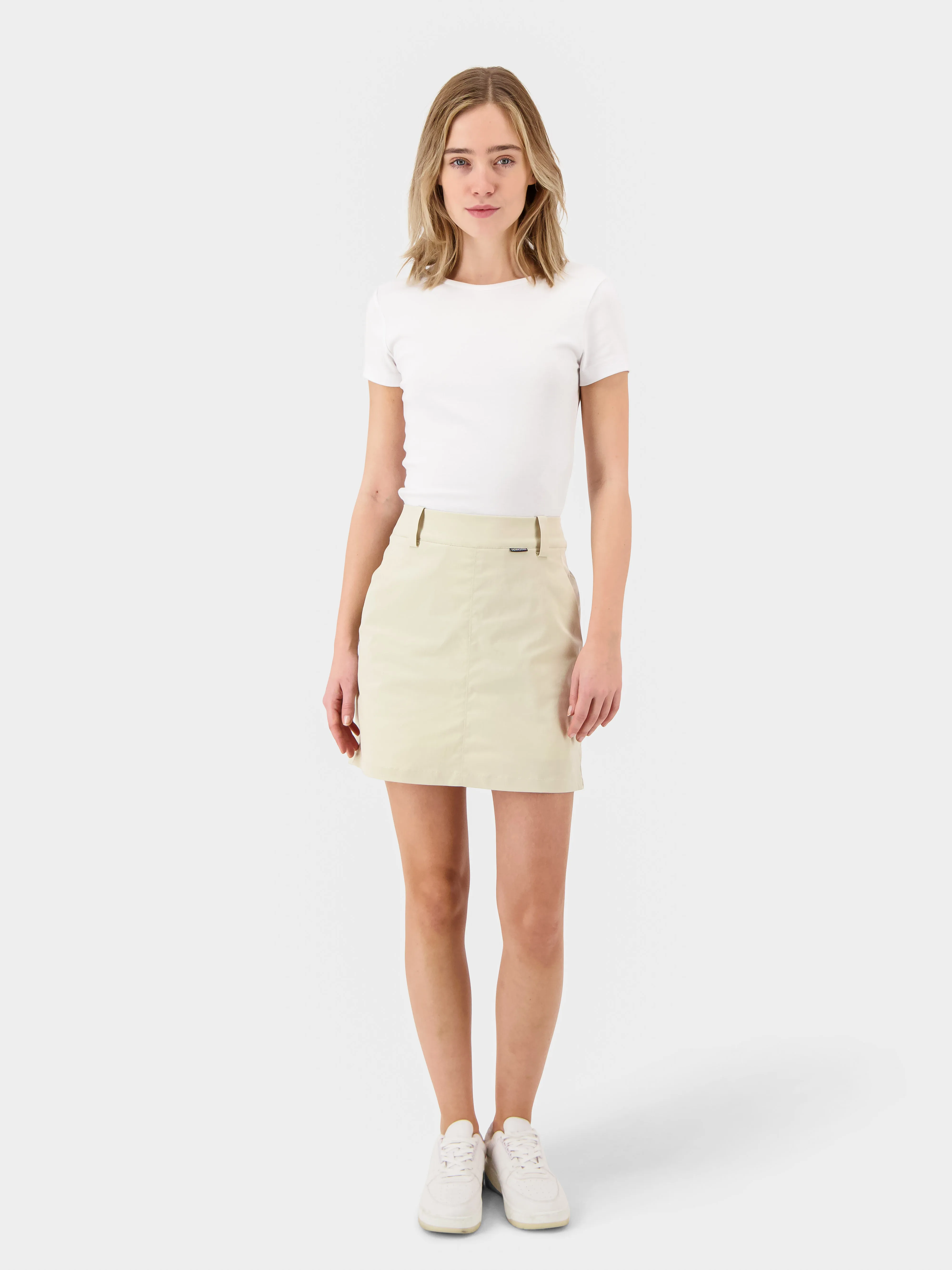 Didriksons Women&#x27;s Liva Skirt Light Beige | Buy Didriksons Women&#x27;s Liva Skirt Light Beige here | Outnorth