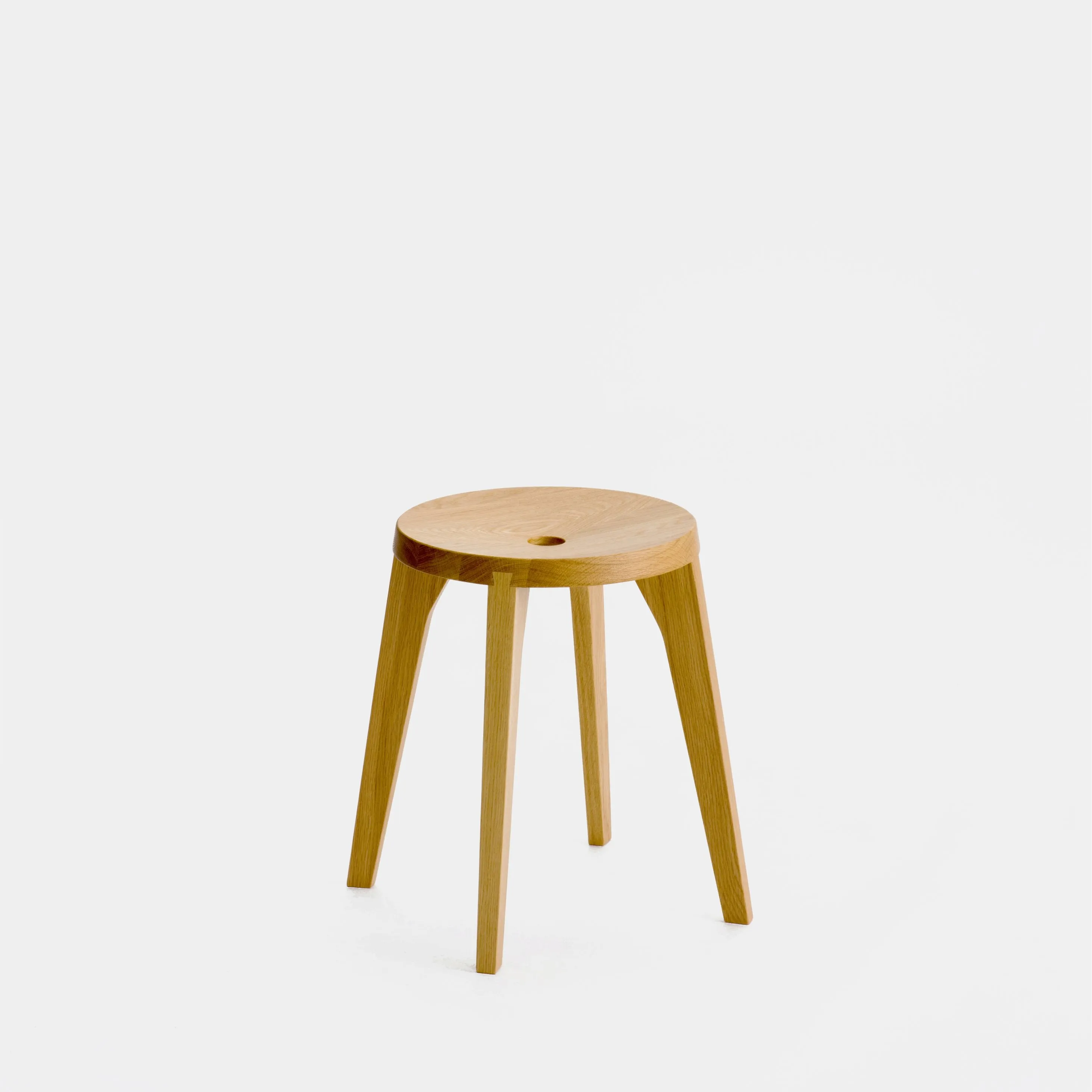 Dovetail Stool 4 Legs