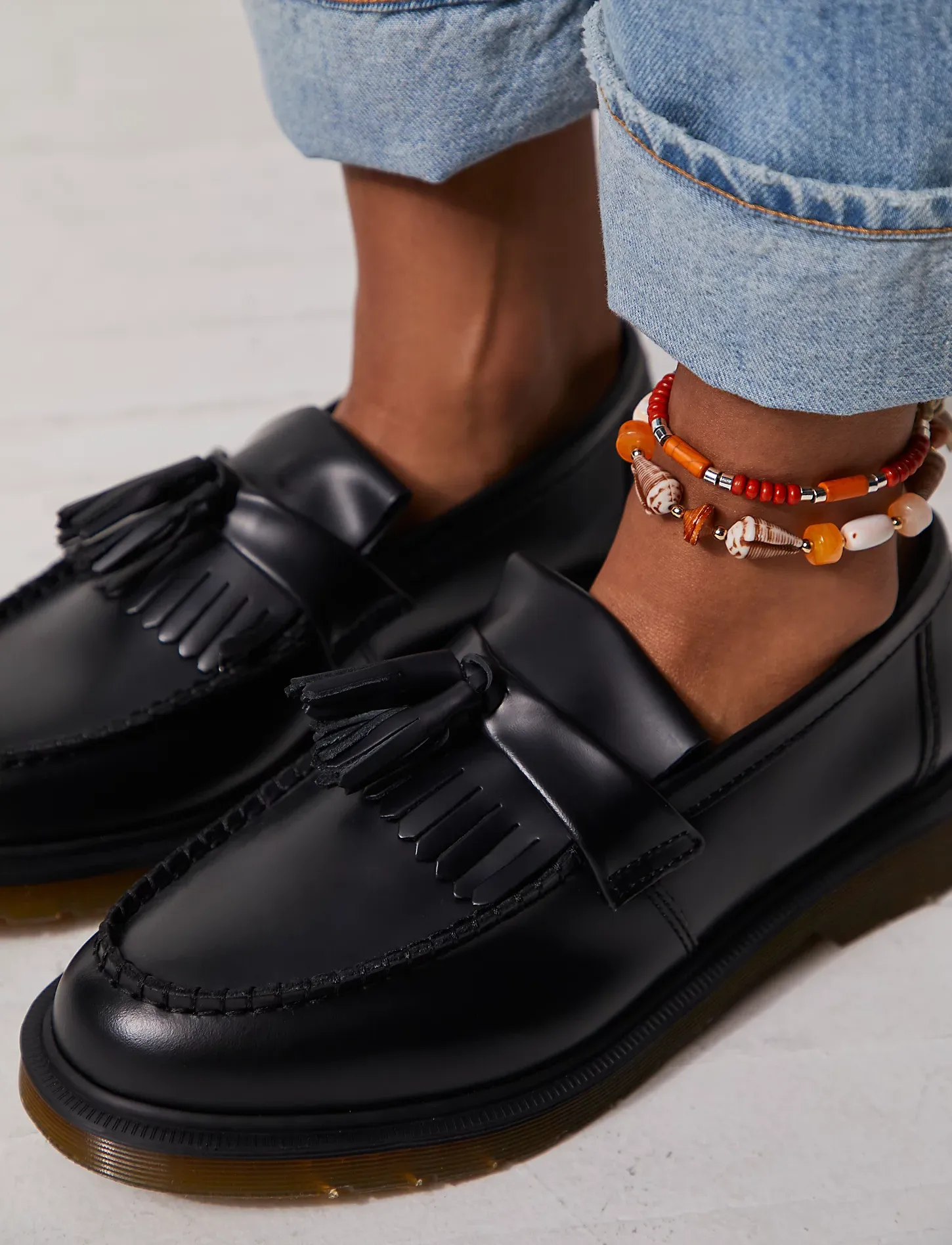 DR. MARTENS ADRIAN BLACK SMOOTH MONO