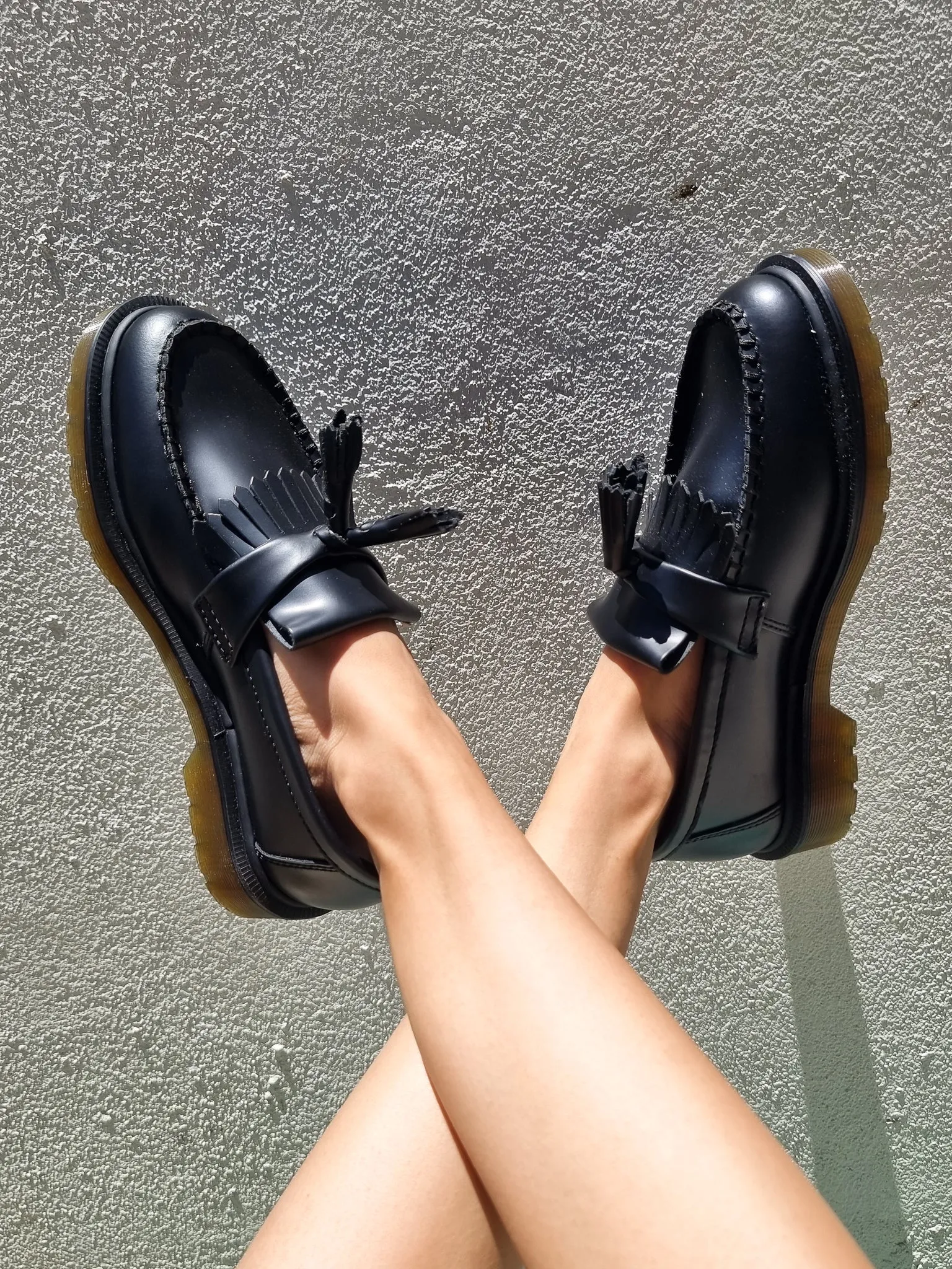 DR. MARTENS ADRIAN BLACK SMOOTH MONO