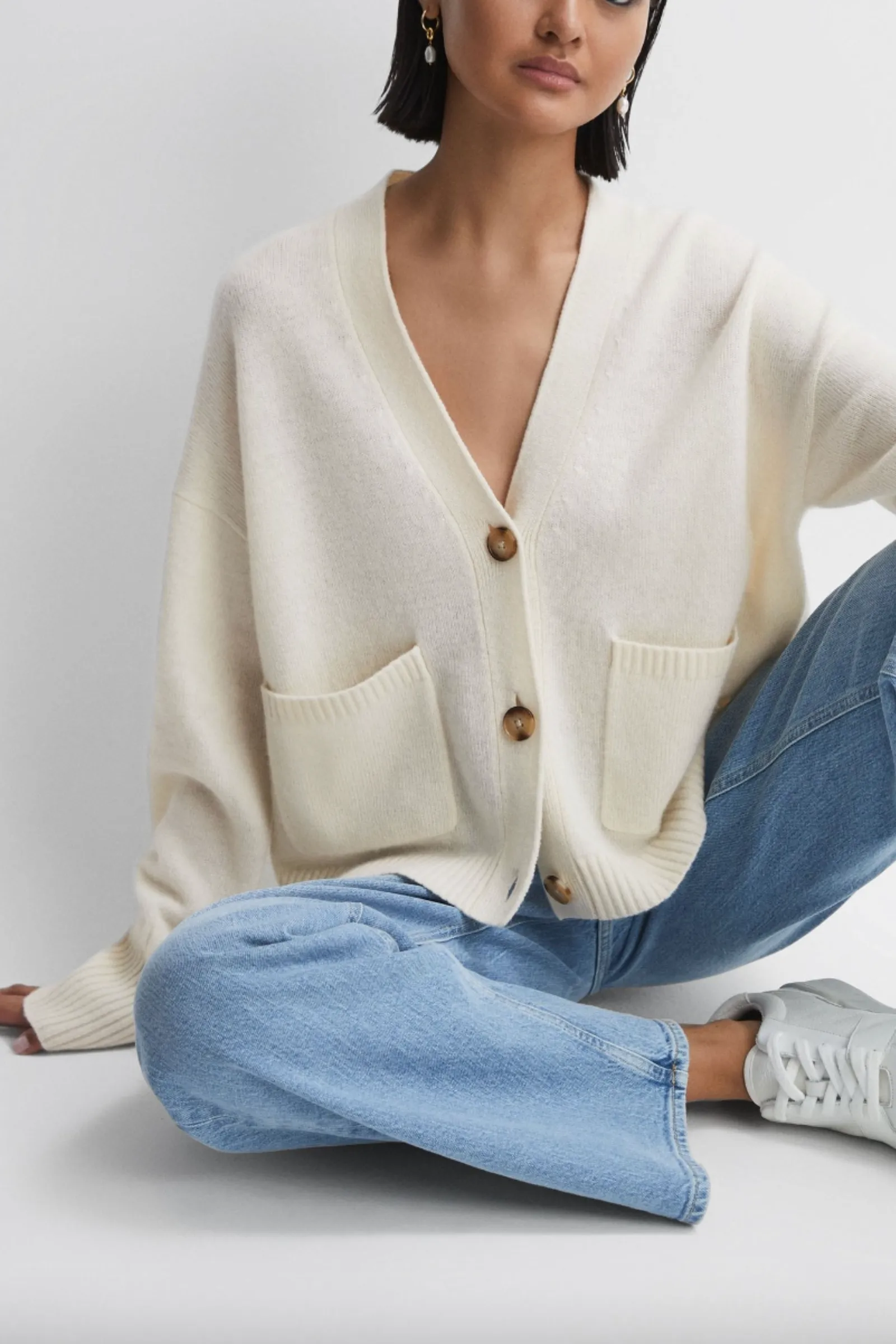 Juni Relaxed Wool-Cashmere Cardigan