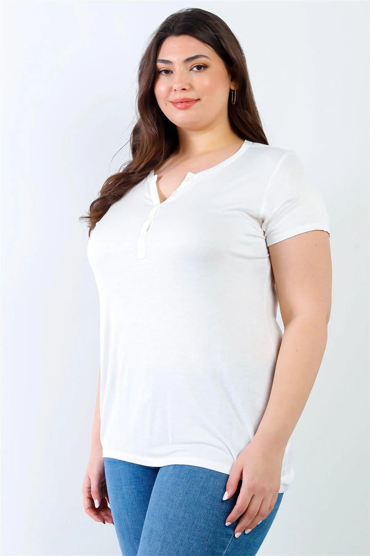 Junior Plus Off-White Short Sleeve Henley T-Shirt Top /2-2-2