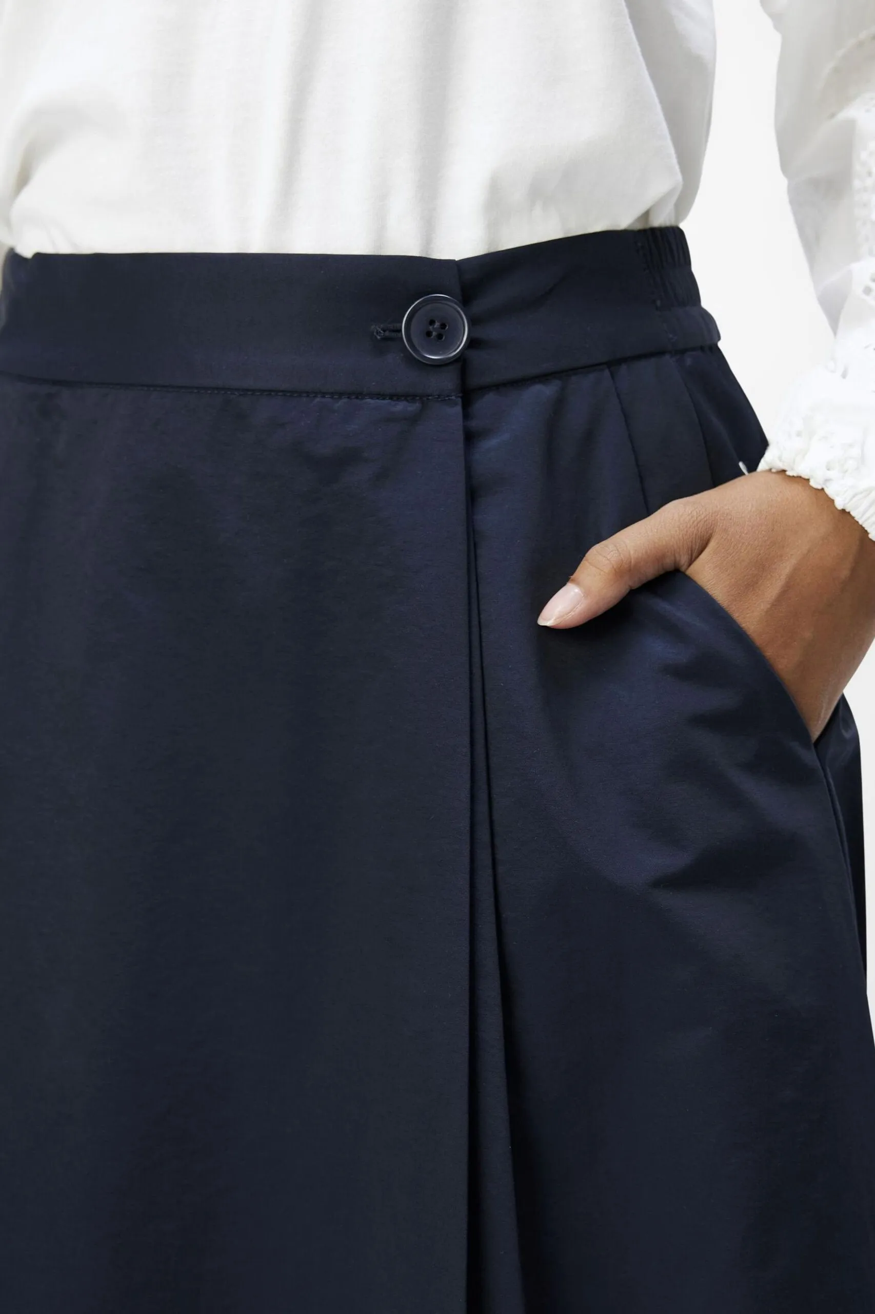 OBJDINA OZ HW SKIRT  |  SKY CAPTAIN