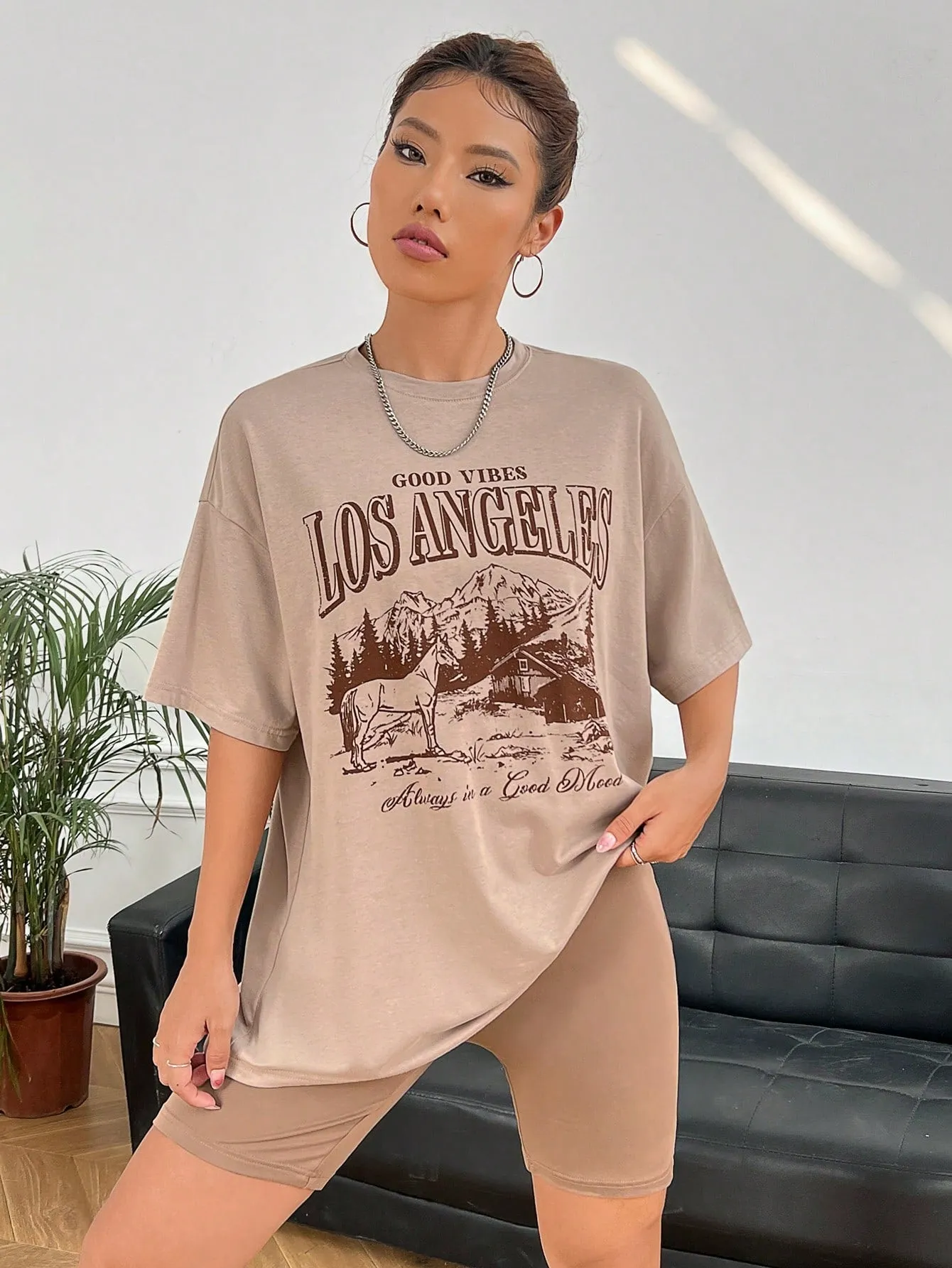 SHEIN EZwear Mountain & Letter Graphic Drop Shoulder Tee
