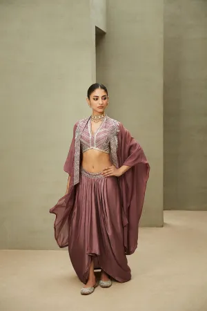 The New-India Cape Set