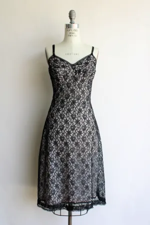 Vintage 1950s 1960s Black lace Full Slip