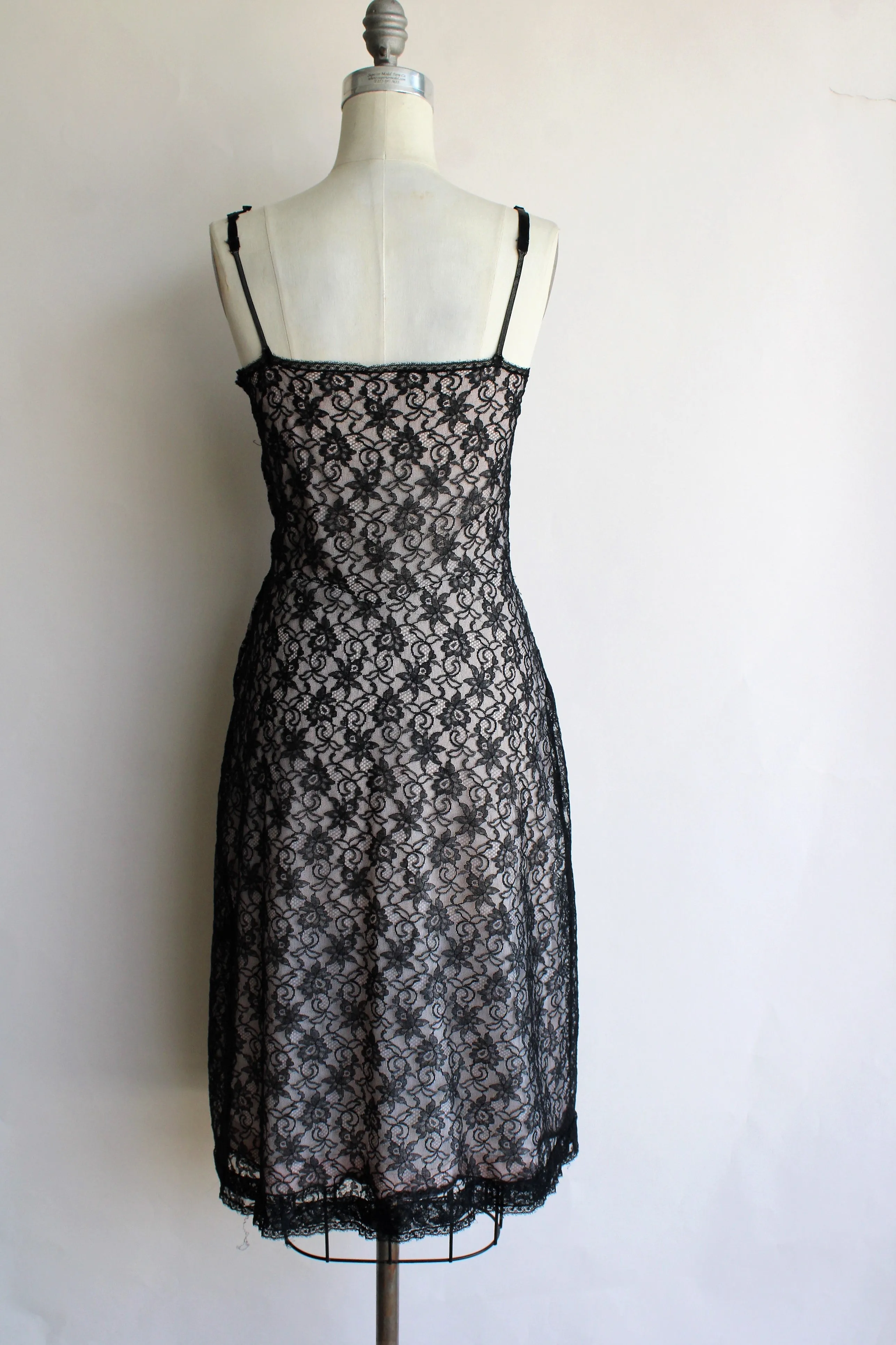 Vintage 1950s 1960s Black lace Full Slip