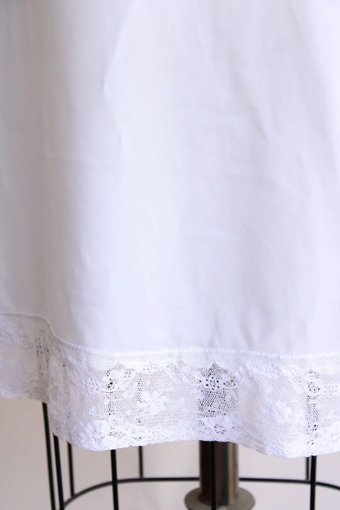 Vintage 1960s 1970s Chevette White Nylon Full Slip Lingerie