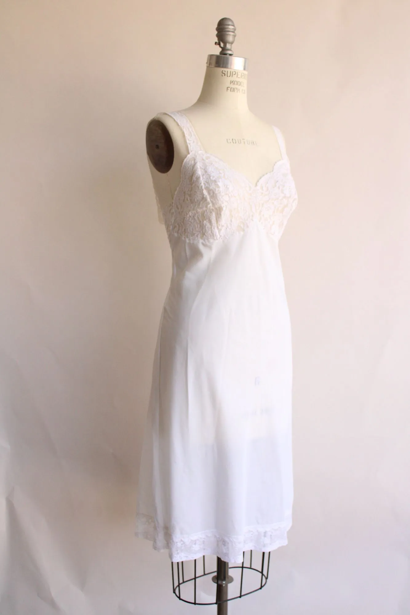Vintage 1960s 1970s Chevette White Nylon Full Slip Lingerie