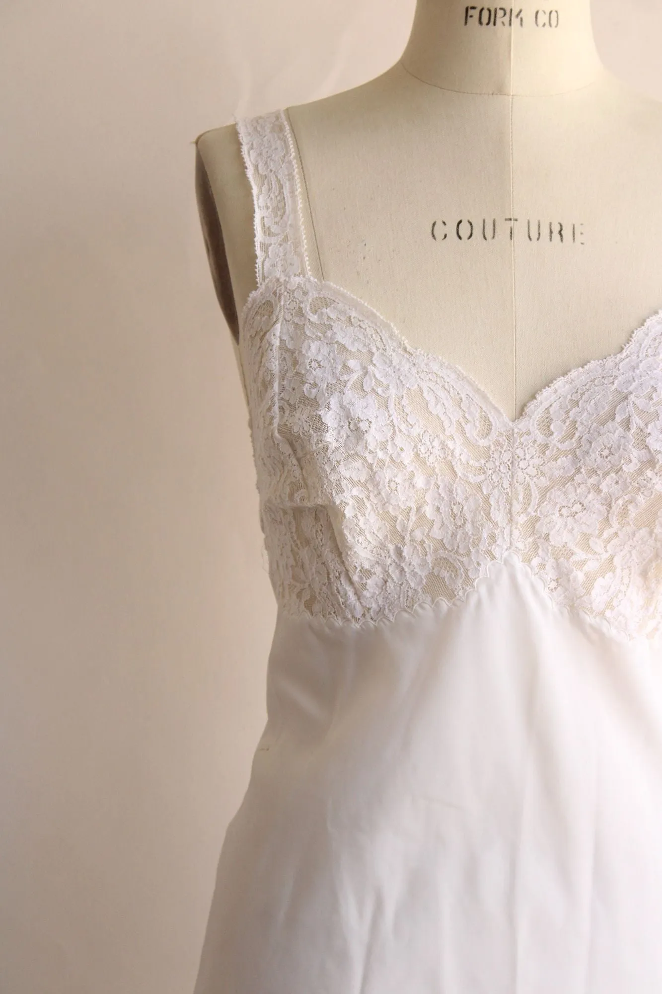 Vintage 1960s 1970s Chevette White Nylon Full Slip Lingerie
