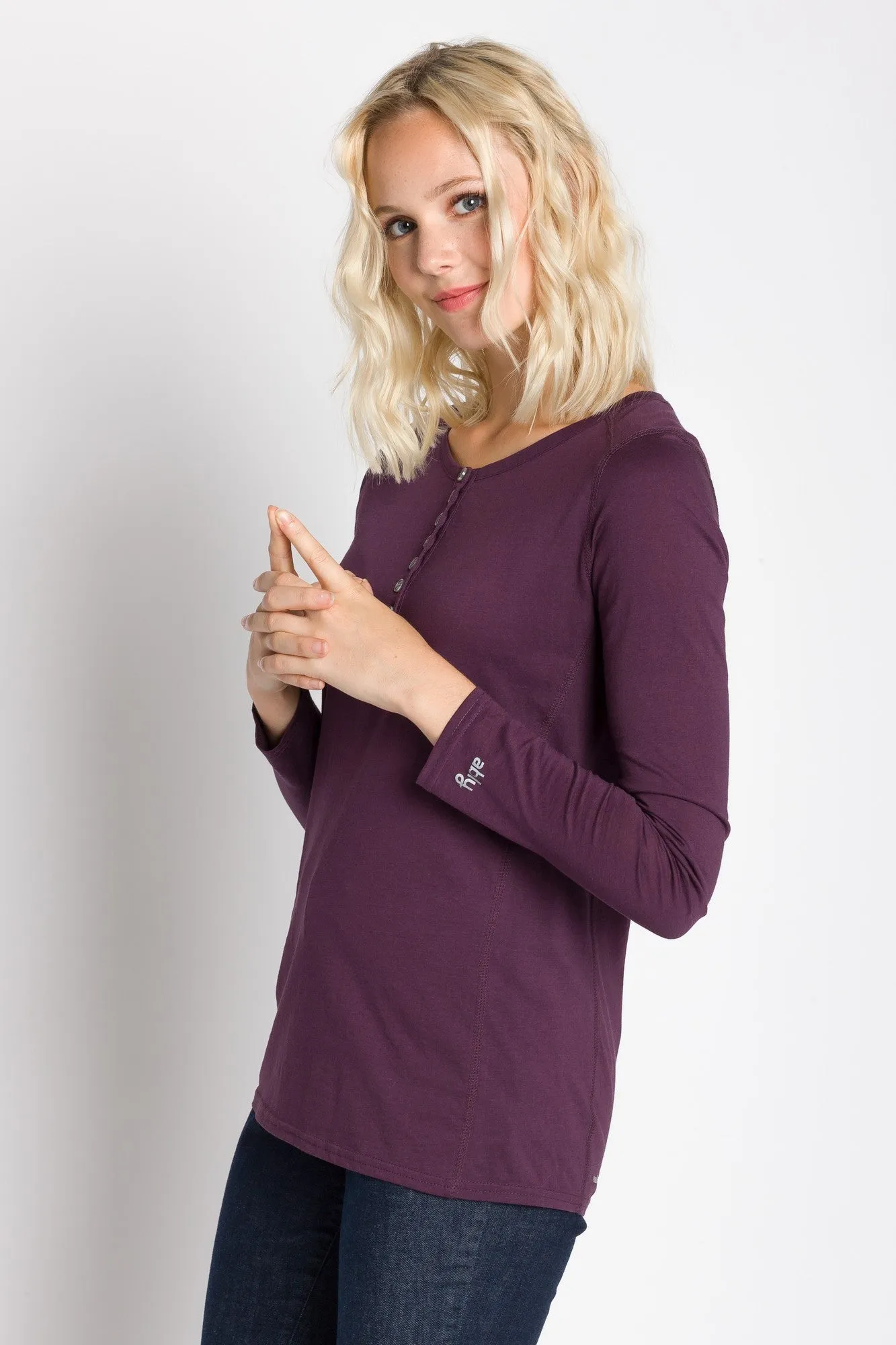 Virginia | Women's Crew Neck Henley