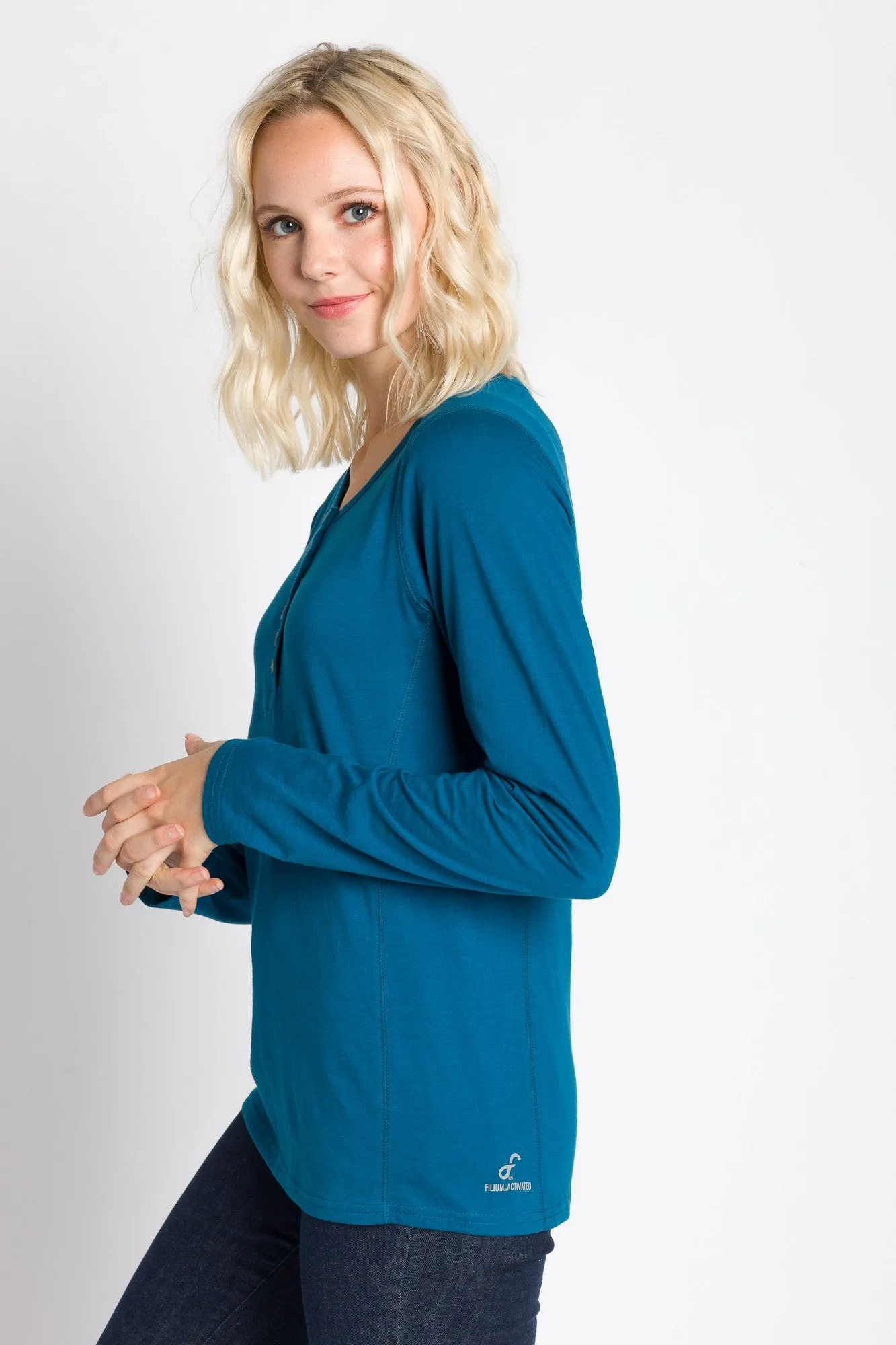 Virginia | Women's Crew Neck Henley