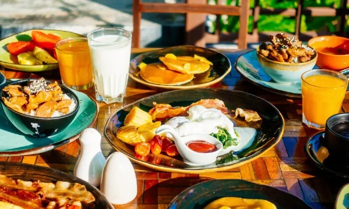 Weekend Brunch Buffet with Beverage at Auberge Restaurant